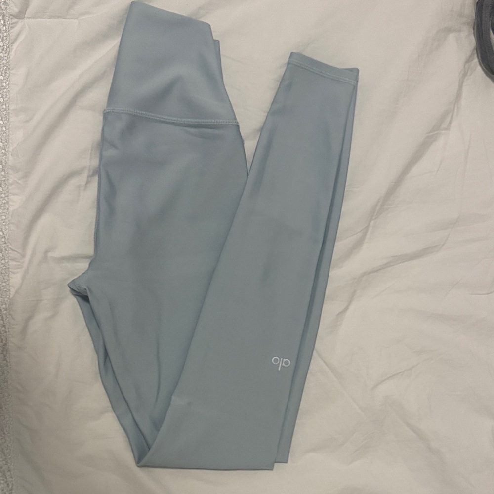 ALO Yoga High-Waist Airbrush Legging - Greyish Sky Blue